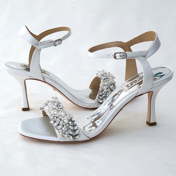 Badgley Mischka Kate Wedding Sandals Ivory - Picture 5 of 12